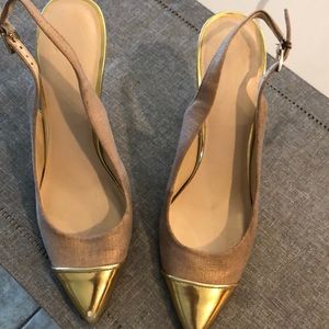 Nine West beautiful gold tip/beige shoes